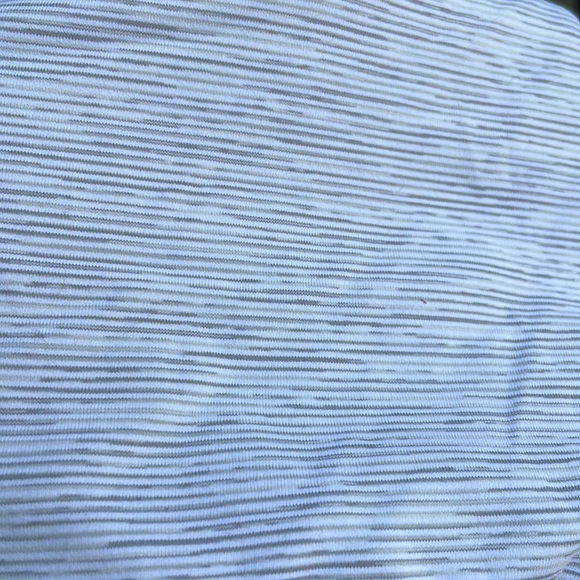 Lululemon Grey and Teal Energy Strappy Sports Bra - Picture 9 of 9